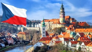 Работа в Чехии 2022 для эмигрантов : где искать вакансии, сколько платят?