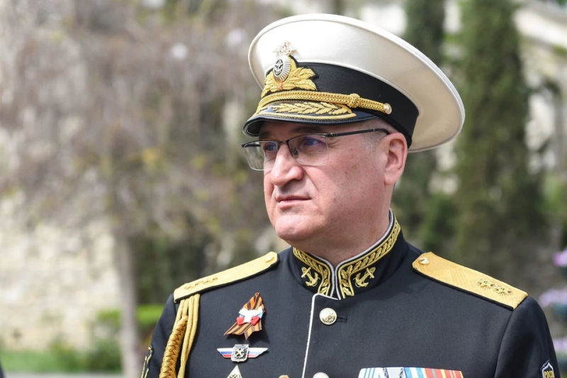 Адмирал Игорь Осипов арестован. На командующего Черноморским флотом завели дело из-за крейсера «Москва»