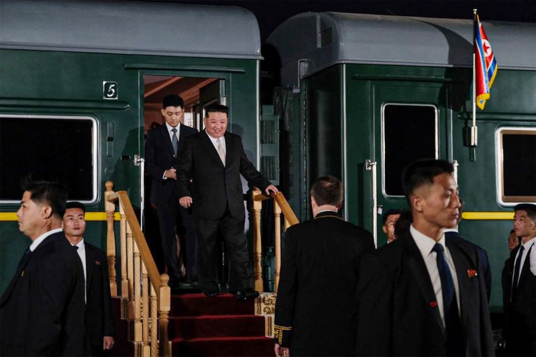 Яхта, самолеты и бронепоезд: как Ким Чен Ын из Северной Кореи путешествует за границей