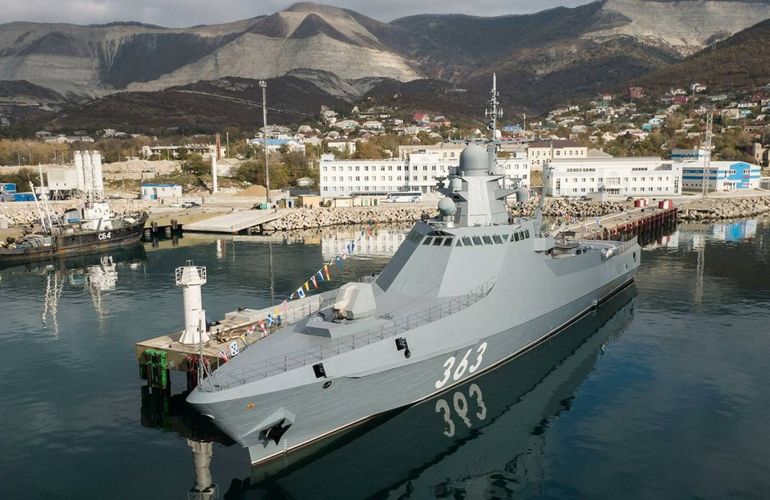 Российский корабль «Павел Державин» подбит в Севастополе: ударила ракета или атаковал дрон