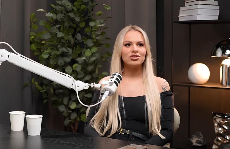 Юля Манюня: зради батька, самотність, дитинство, пластичні операції та кінець коханкам