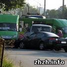 В Житомире из-за ДТП десятки трамваев около часа простояли в пробке. ФОТО