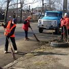 Город: В Житомире началась активная уборка улиц города от мусора и песка. ФОТО