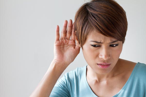 Перші симптоми втрати слуху та їх види