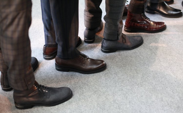 Модная мужская обувь сезона весна-лето 2024 года