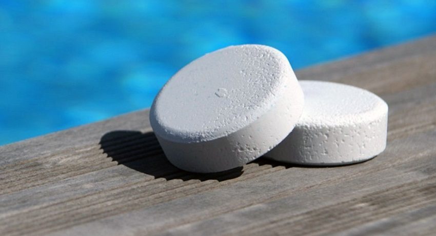 Зачем нужны хлорные таблетки для бассейна?