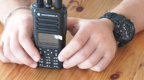 Motorola DP4800e — надійний, функціональний і безпечний засіб зв'язку