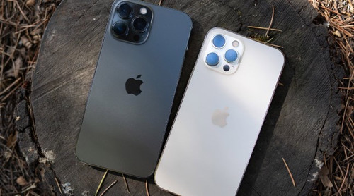 iPhone 12 Pro Max чи iPhone 13 Pro Max — який вибрати?