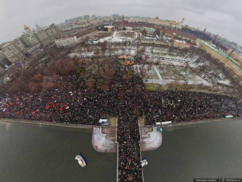  Жители российской столицы: Это уже не наша Москва. Это какой-то ад! 
