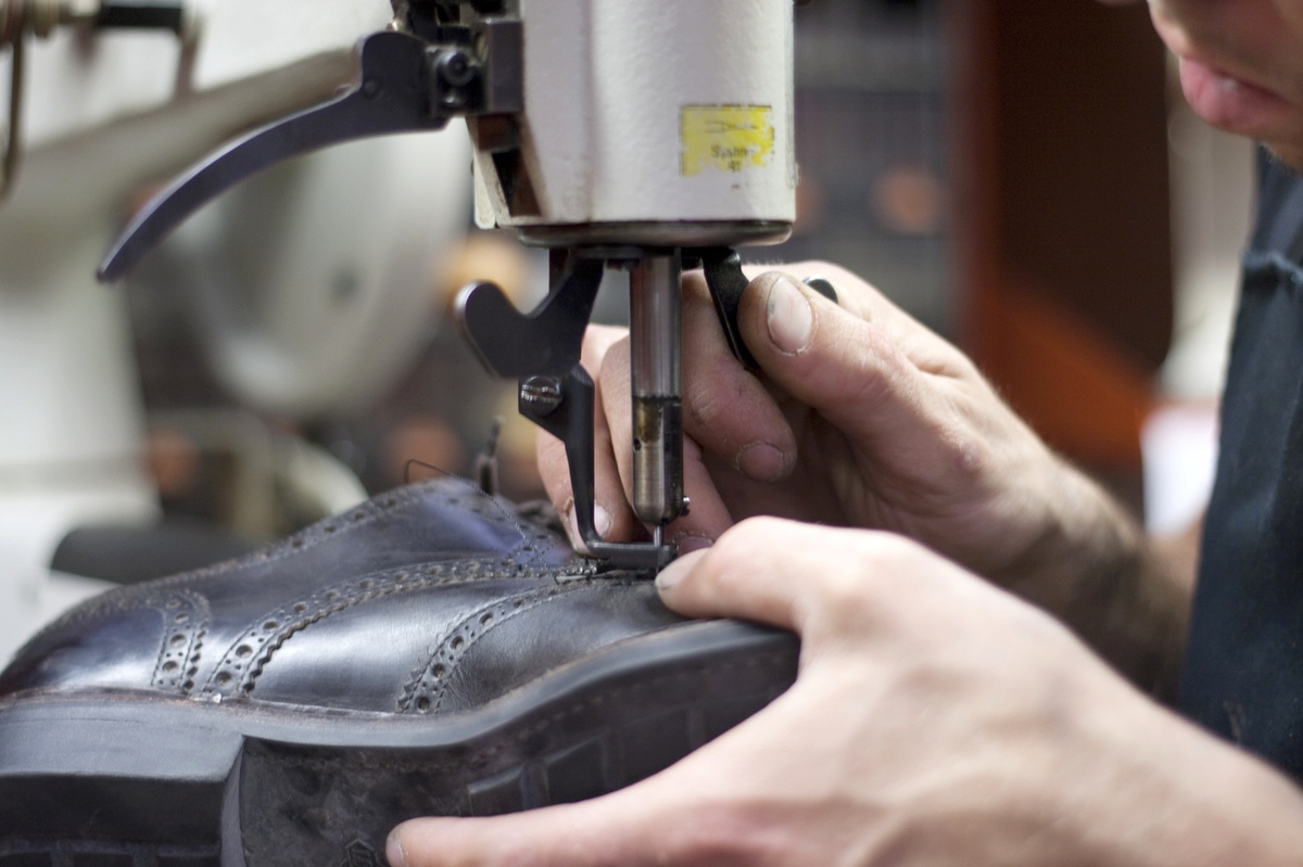 Бизнес идея: Мастерская по реставрации обуви