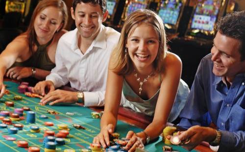  Выбираем между игрой в казино онлайн на <b>деньги</b> или бесплатно 